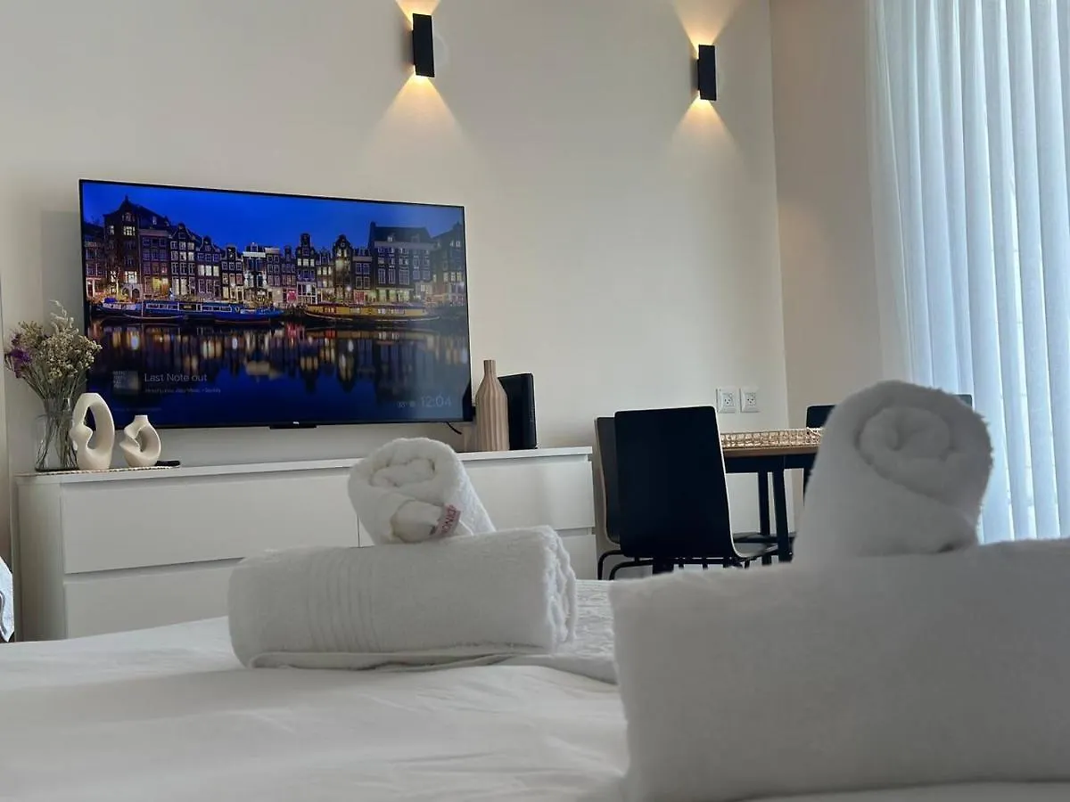 סוויטות עם נוף צמודות לים במתחם Seaside היוקרתי עם בריכה - By Seaelo Apartment Eilat Israel